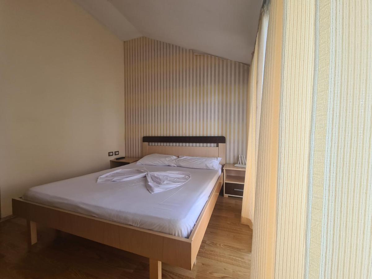 Hotel Kukesi Lin Bagian luar foto