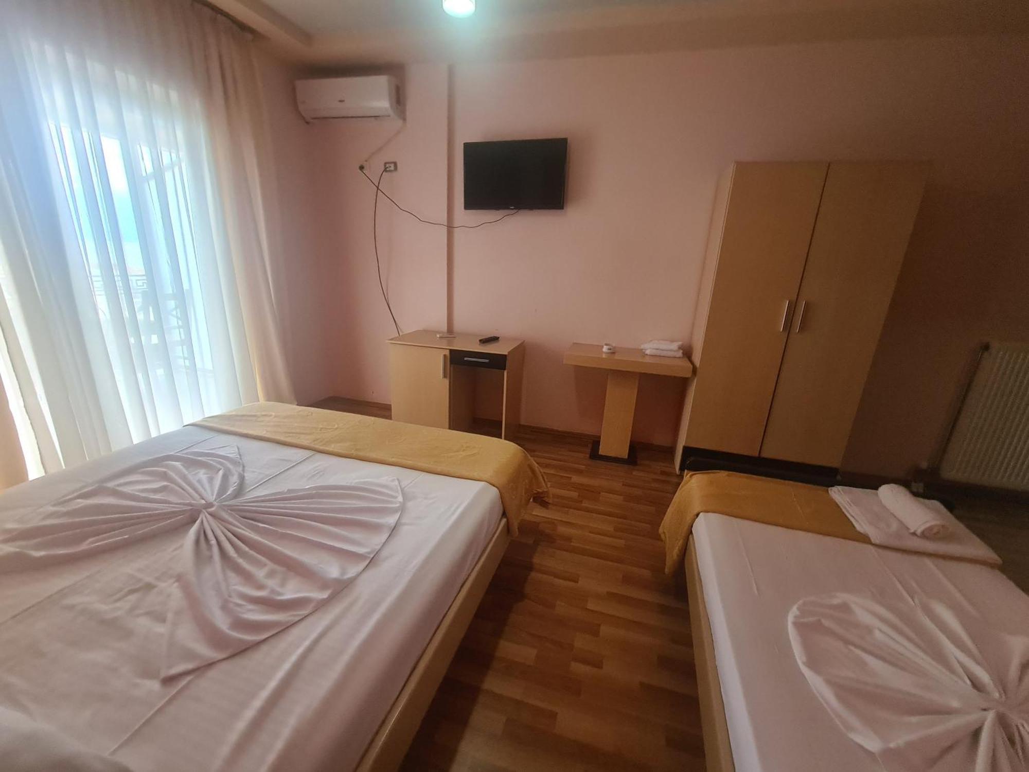 Hotel Kukesi Lin Bagian luar foto